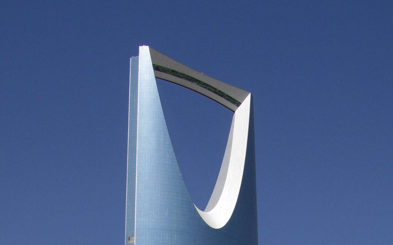باكستان وتركيا والسعودية تبحث هجمات “أنصار الله” في اجتماع دفاعي طارئ