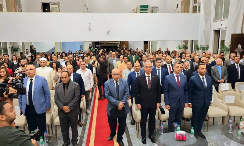 محافظ الجيزة يشهد افتتاح الكنيسة الإنجيلية المشيخية بالشيخ زايد (صور)