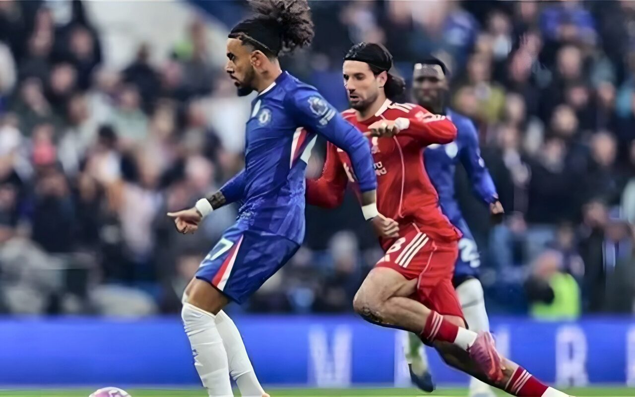 بعد مواجهة مثيرة، ليفربول يتخطى تشيلسي بركلات الترجيح ويواصل مشواره في كأس الرابطة