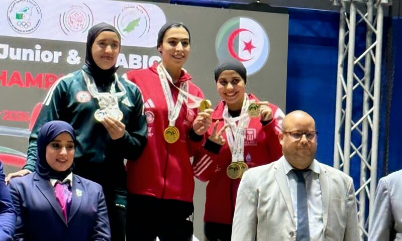 ​3 ذهبيات و3 أرقام قياسية، «أميرة» ابنة جامعة طنطا تتألق في البطولة العربية والأفريقية للأثقال