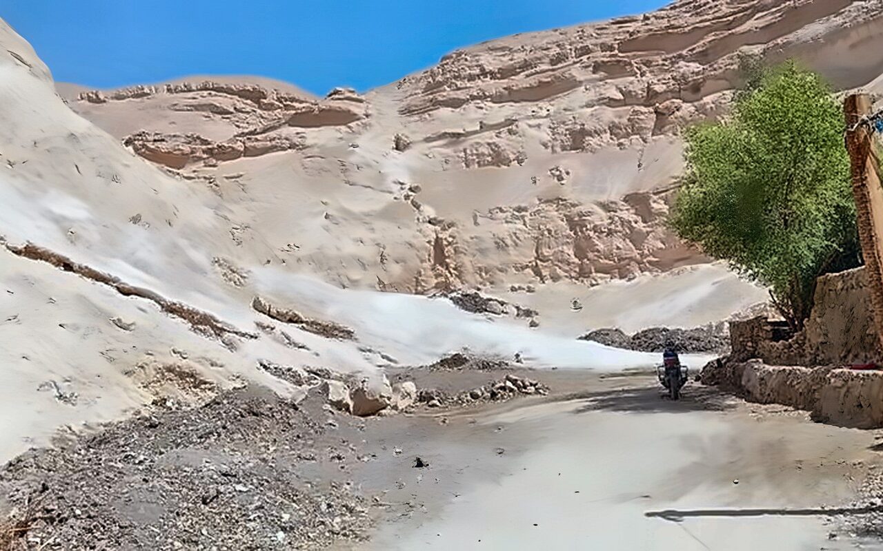 استعدادًا لموسم الأمطار، ساحل سليم بأسيوط تراجع جاهزية مخرات السيول