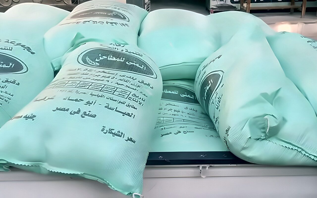 ضبط 30 شيكارة دقيق مدعم وتحرير 18 محضرًا للمخابز المخالفة بالشرقية