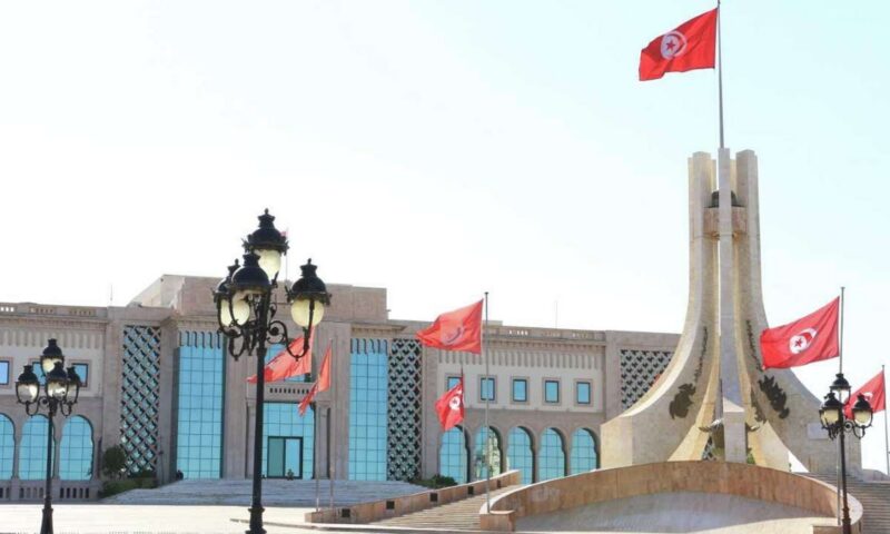 تونس تؤكد استعدادها لاستضافة مشاورات بشأن التسوية في ليبيا