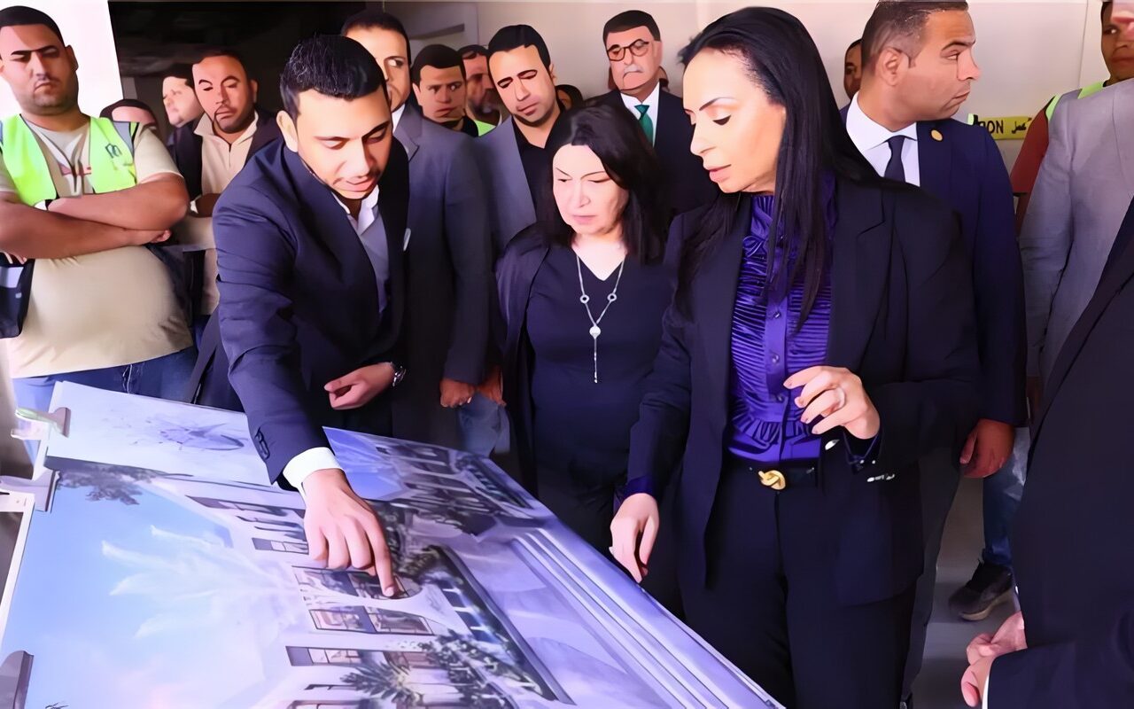 وزيرة التضامن تتفقد صندوق دعم مشروعات الجمعيات الأهلية ومركز الدعم النفسي للأطفال بجسر السويس