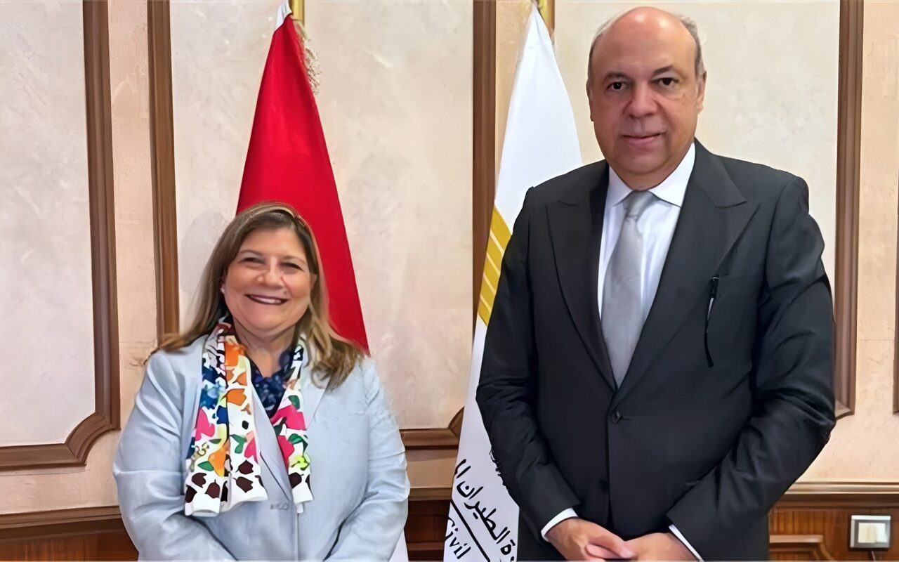 وزير الطيران المدني وسفيرة البرتغال يبحثان تعزيز الرحلات الجوية وتوسيع التعاون في السياحة والشحن الجوي