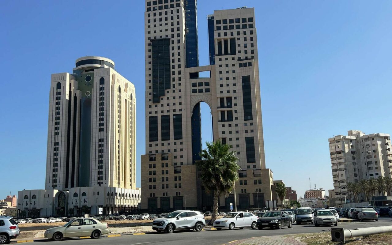 ليبيا على طاولة دول الجوار… هل يفتح التنسيق الثلاثي طريقا لإنهاء الانقسام؟