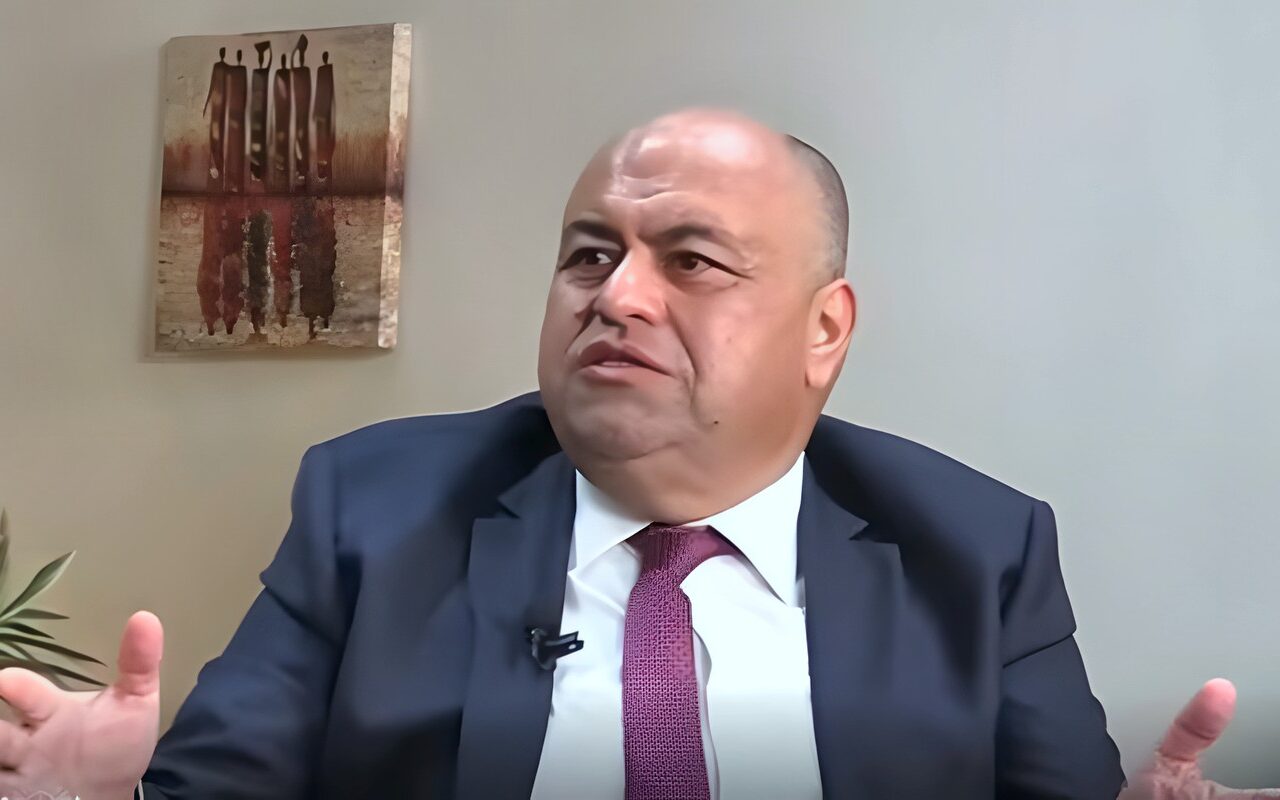 أيمن صبري: حدة تراجع البورصة وسرعته تعكس حالة من الهلع المفرط لدى المستثمرين
