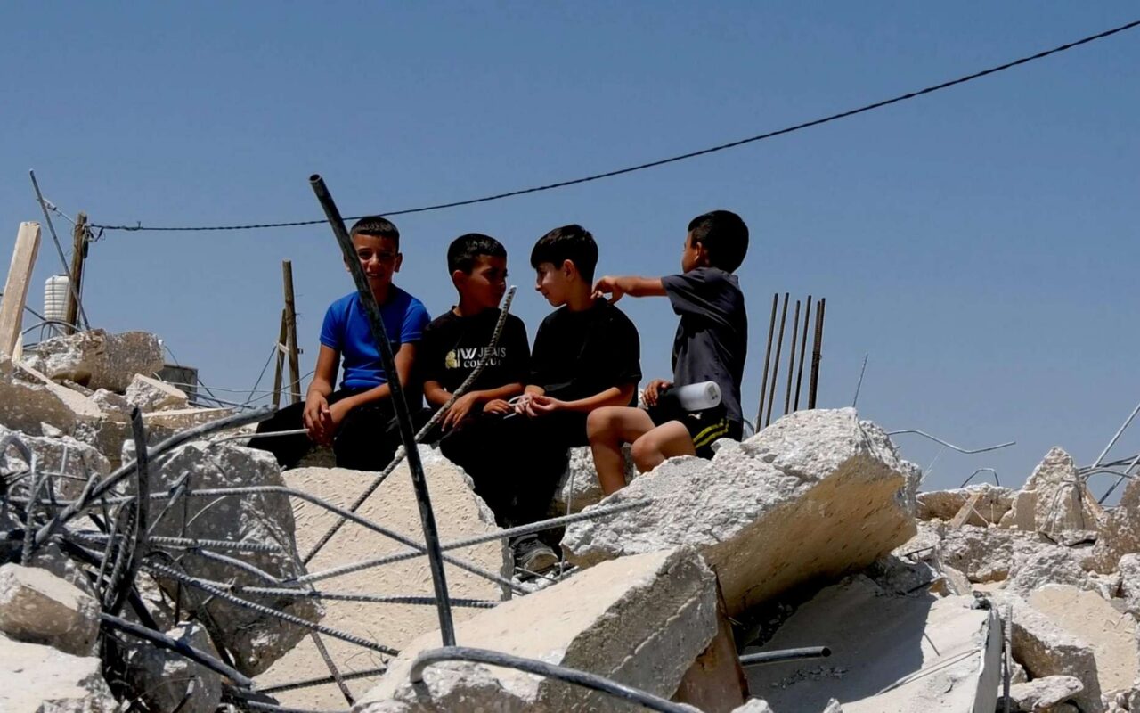 بيوت الفلسطينيين في الضفة الغربية تحت وطأة الهدم الإسرائيلي المتواصل