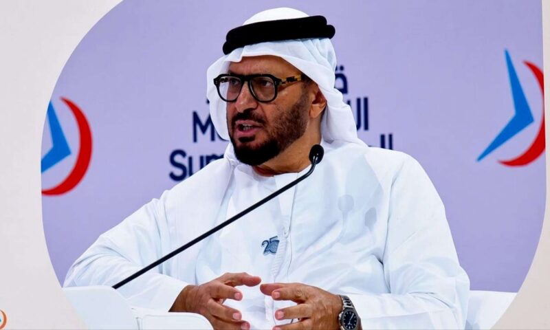 مستشار الرئيس الإماراتي يحث على إحياء العمل الخليجي المشترك على صعيدي الأمن والدفاع