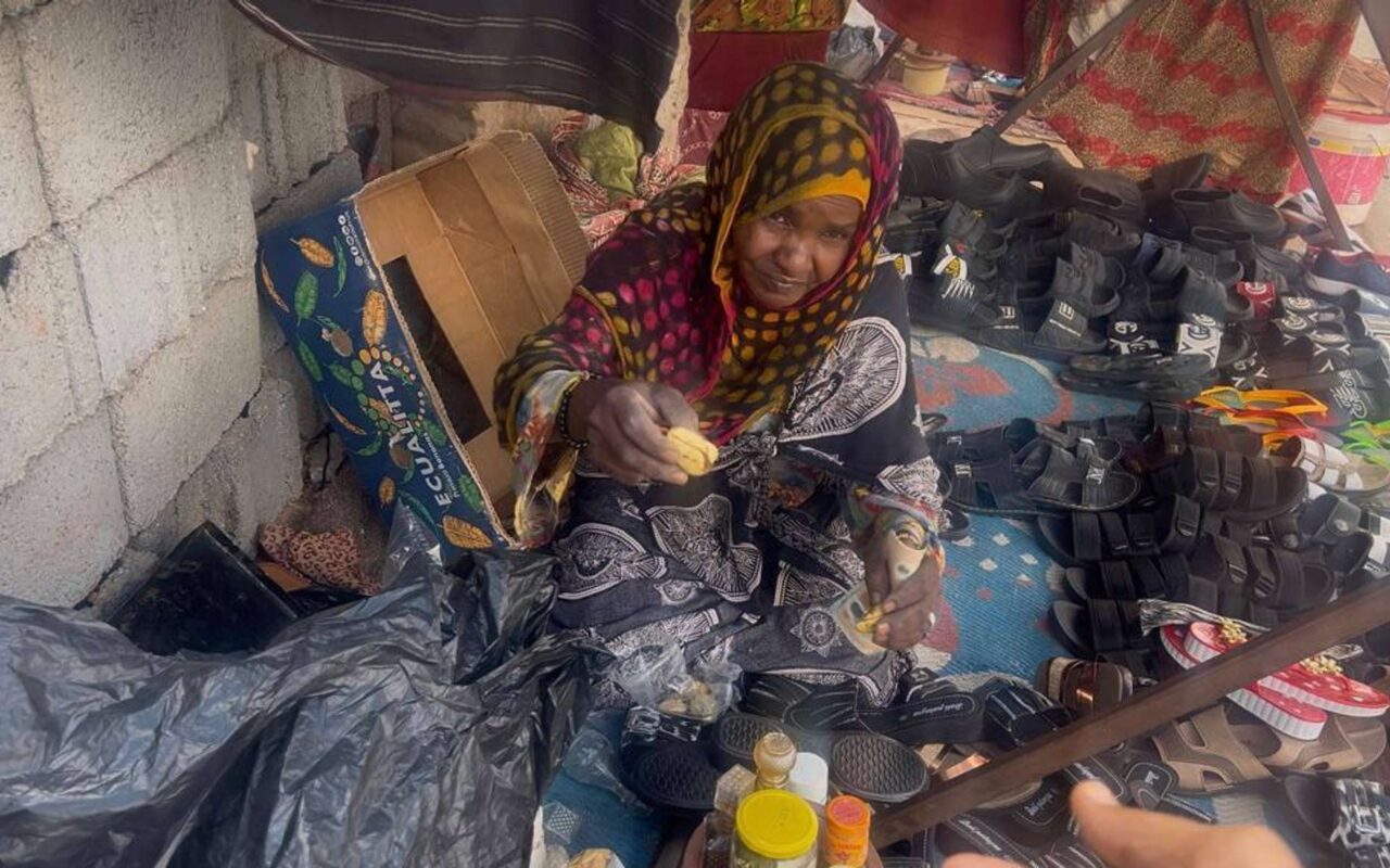 حين يغيب الزوج وتبقى المسؤولية… حكايات نساء ليبيات يواجهن الحياة من أجل أبنائهن