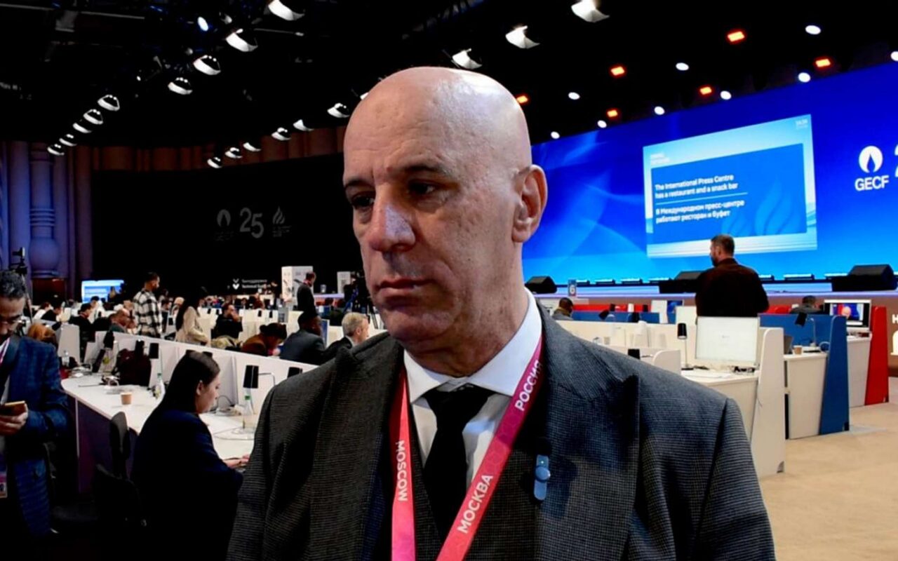 إعلامي جزائري: قمة روسيا وأفريقيا ومنتدى الدول المنتجة للغاز… فرص لتعزيز أمن الطاقة