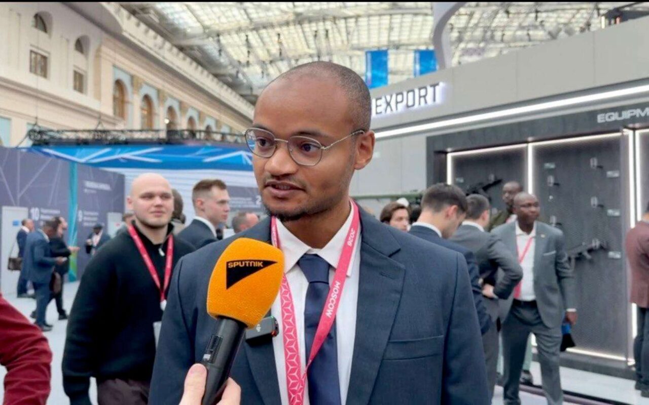 إعلامي أفريقي: تشاد تراهن على شراكة روسية أفريقية أوسع في استخراج الموارد وتصنيعها محليا