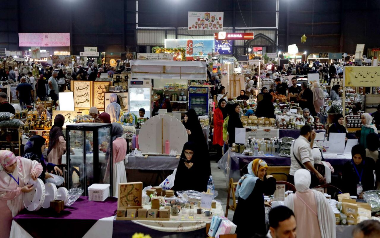 سوق “أرضي” يعود إلى الضاحية الجنوبية… حكاية منتجين وحرفيين لبنانيين يتمسكون بأرضهم