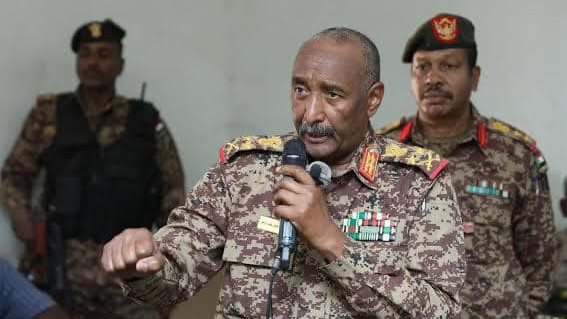 في رسالة لترامب.. البرهان يعلن الاستعداد للعمل مع كل الأطراف لتحقيق السلام بالسودان