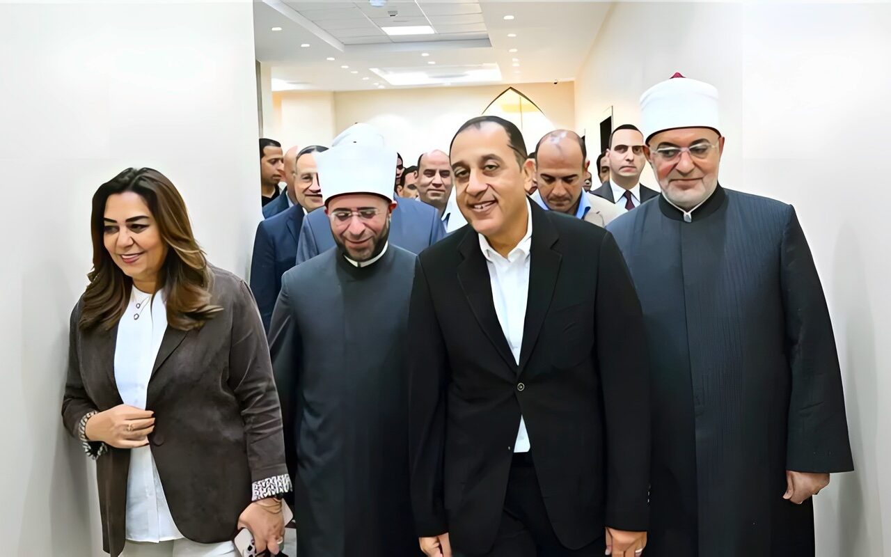 رئيس الوزراء يفتتح فرع دار الإفتاء المصرية بالمحافظة