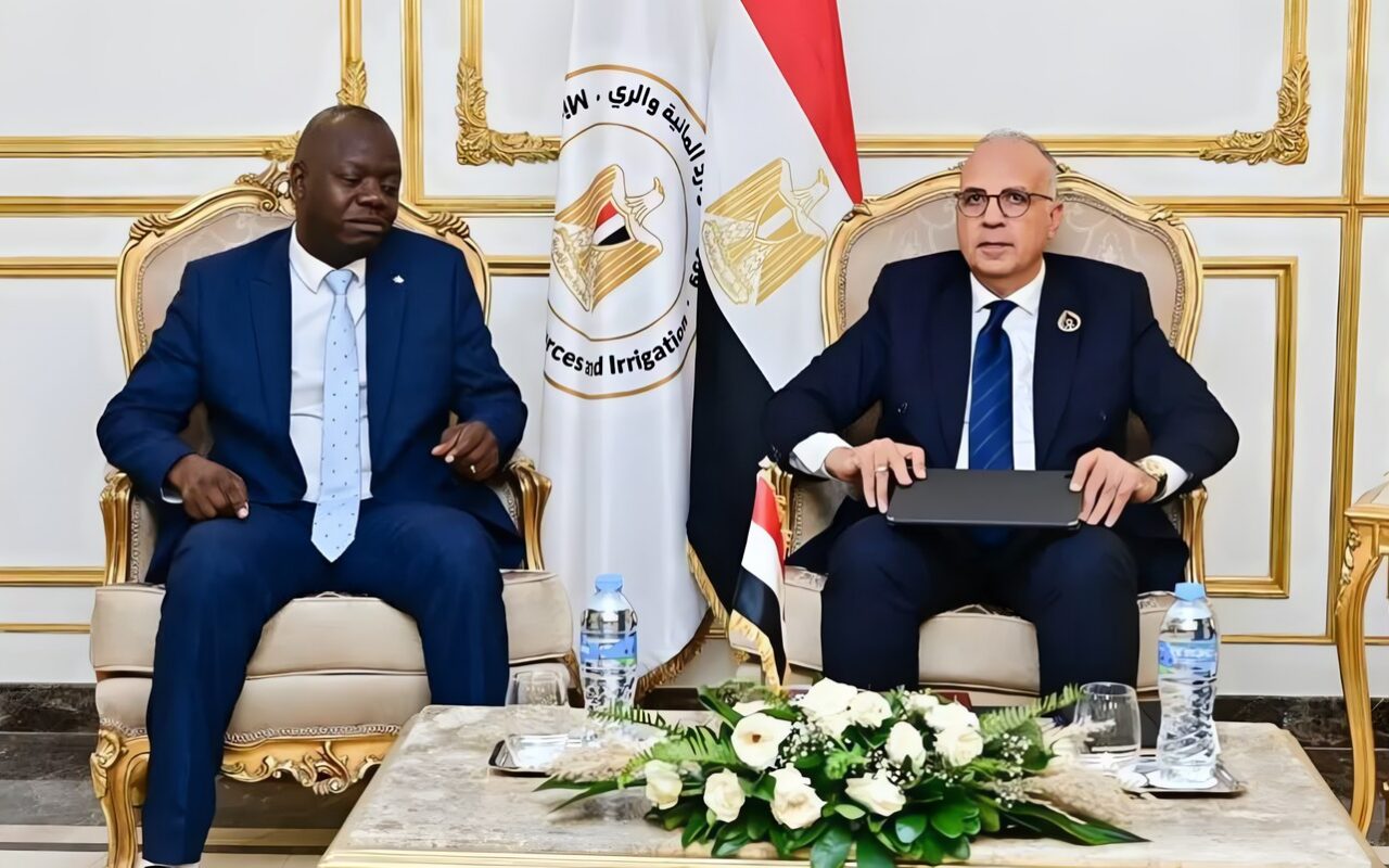 وزير الري يعلن الانتهاء من تنفيذ سوق الأسماك وموقع الإنزال بكاموونجا في أوغندا