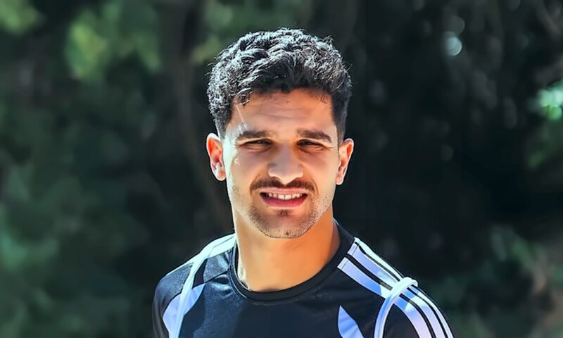 منصف بقرار يقود هجوم الجزائر أمام النيجر وديًا