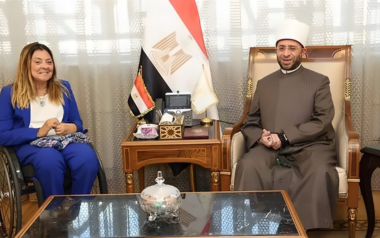 الأوقاف والقومي للأشخاص ذوي الإعاقة يوقعان مذكرة تفاهم لتعزيز التعاون في مجالات التوعية