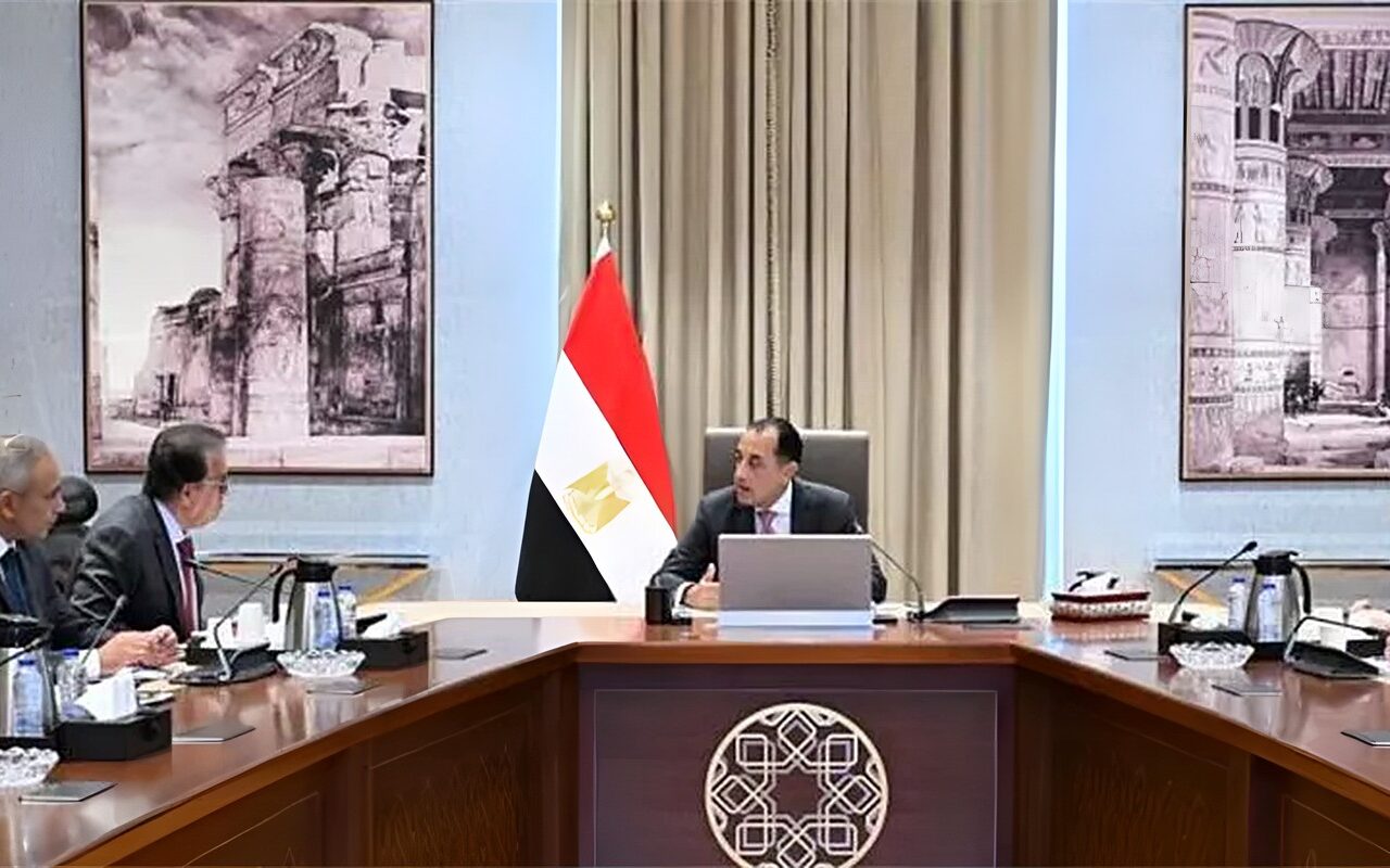 رئيس الوزراء يتابع مستجدات جلسة “صحة المواطن”