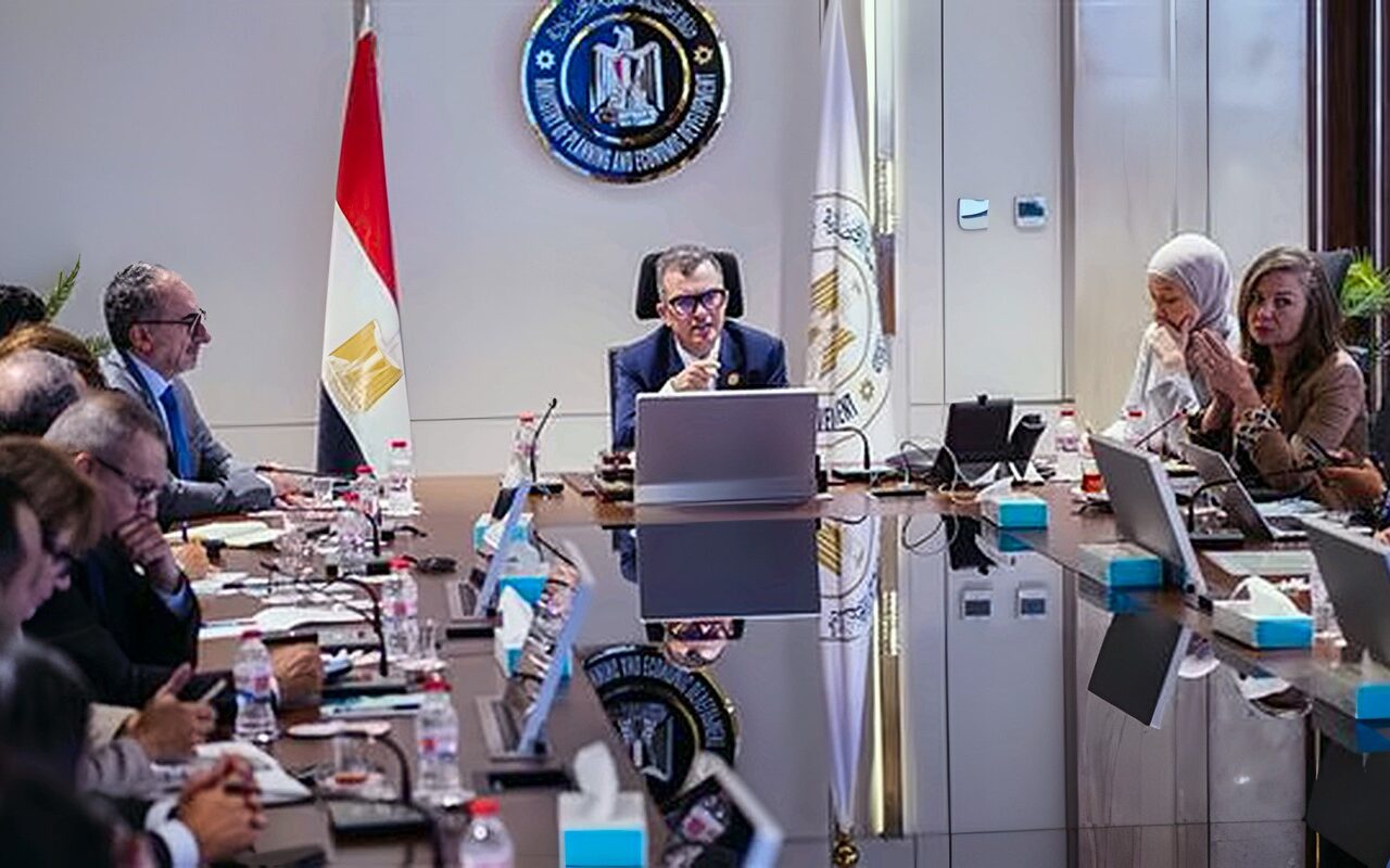 وزير التخطيط يستعرض التطورات الاقتصادية وملامح البرنامج الوطني للتحول الاقتصادي