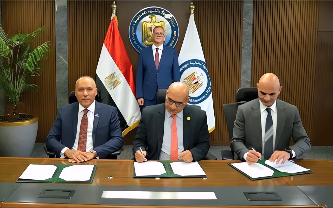 وزير البترول يعلن تنفيذ أكبر مسح سيزمي بتكنولوجيا OBN في خليج السويس على مساحة 1035 كم