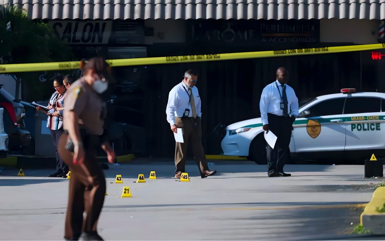 وسائل إعلام أمريكية: إصابة 11 شخصا في إطلاق نار بالقرب من جامعة فلوريدا (فيديو)
