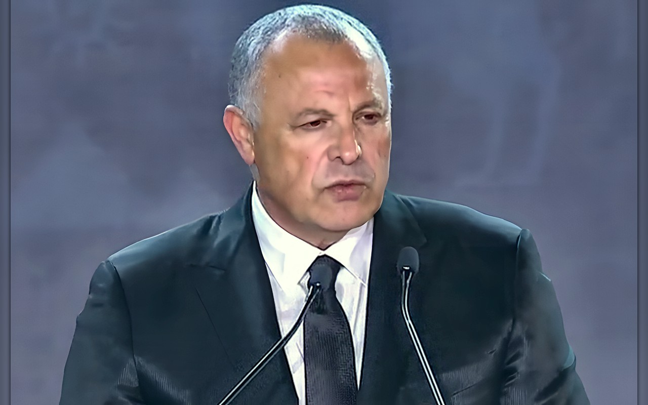 شوبير يحذر من أزمات المنتخب ويطالب هاني أبو ريدة بالتدخل: مش هينفع نستمر كده