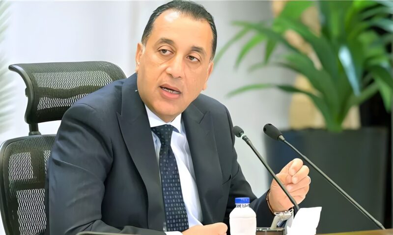 مدبولي يؤكد أهمية ربط التعليم باحتياجات سوق العمل