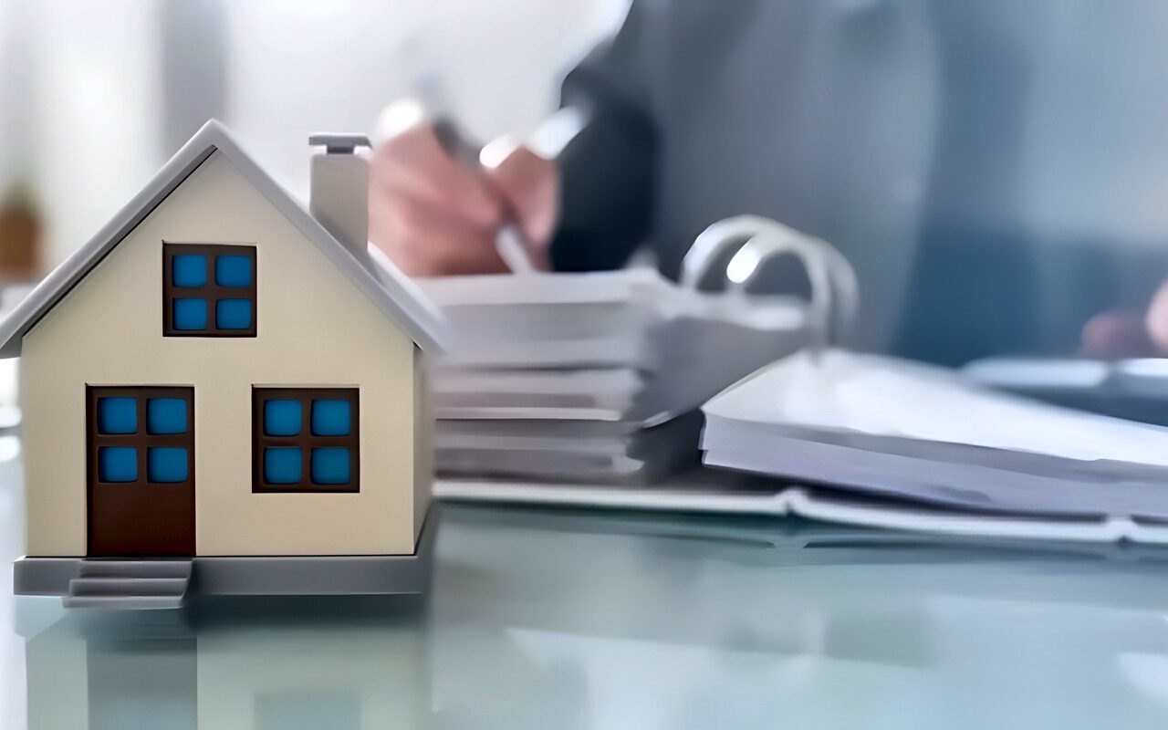 لتحقيق العدالة بين الممولين الملتزمين والمتأخرين، نائب يقترح مكافأة للملتزمين بسداد الضرائب العقارية