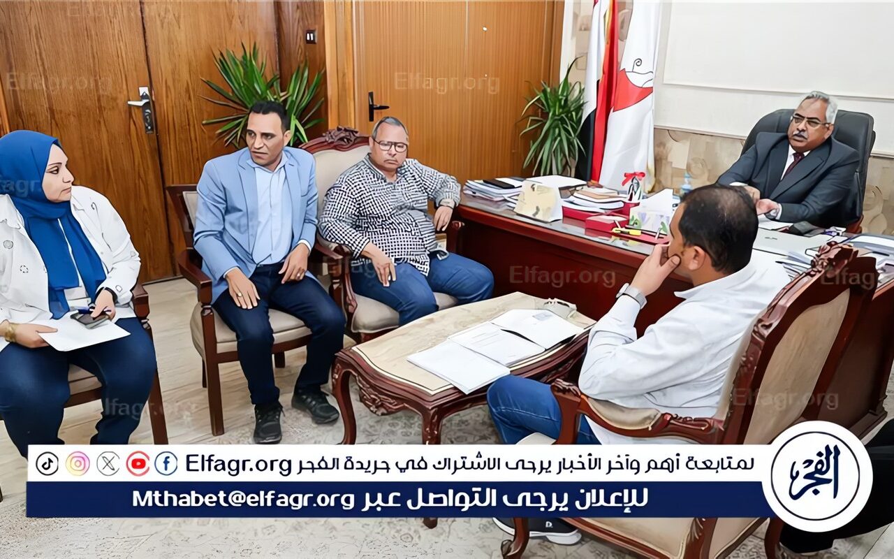 نائب المحافظ يتابع أعمال لجنة البت في طلبات التقنين على المنصة الوطنية