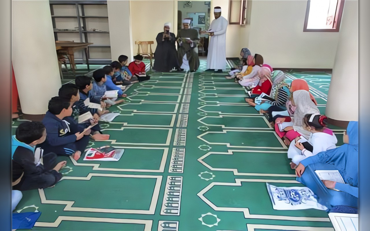 الأوقاف تنفذ 7838 نشاطًا قرآنيًا خلال أسبوع.. 4452 مقرأة و1940 حلقة لتحفيظ القرآن
