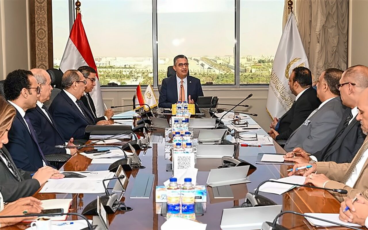 التموين تؤكد: لا تغيير في أسعار وأوزان الخبز الحر والفينو