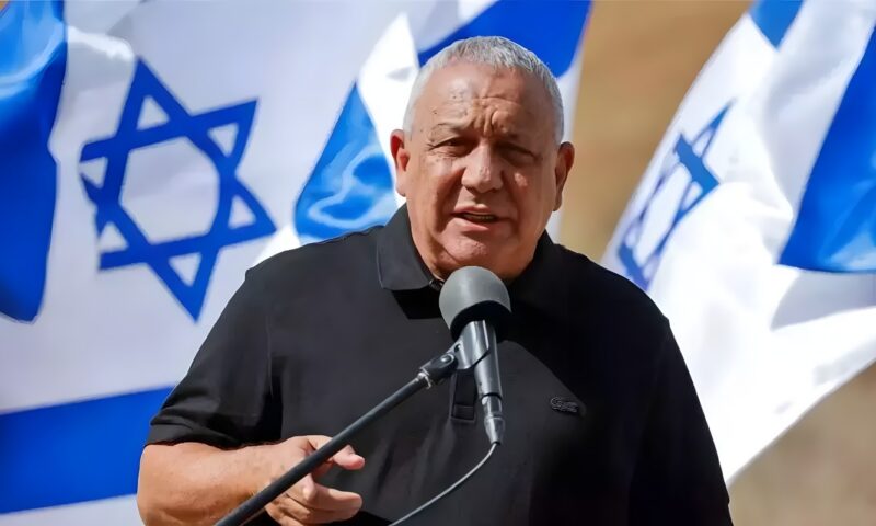 القناة 12: آيزنكوت لن يشكل حكومة تضم نتنياهو
