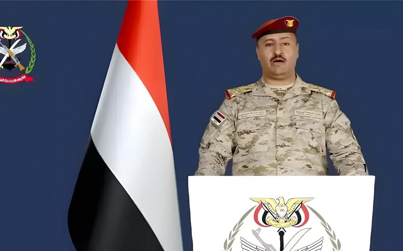 القوات اليمنية تشن 27 غارة طالت مواقع حوثية على امتداد جبهات تعز