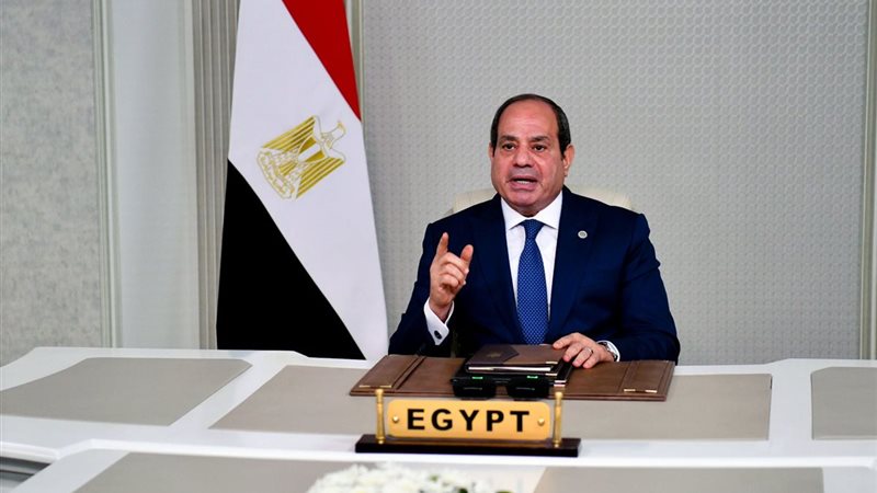 السيسي لرئيس الاتحاد الأفريقي: موقفنا ثابت في الحفاظ على حقوق مصر ومصالحها المائية باعتبارها قضية وجودية.. نحذر من مخاطر الإجراءات الأحادية ونرفض توظيف ملف مياه النيل لتحقيق مكاسب سياسية