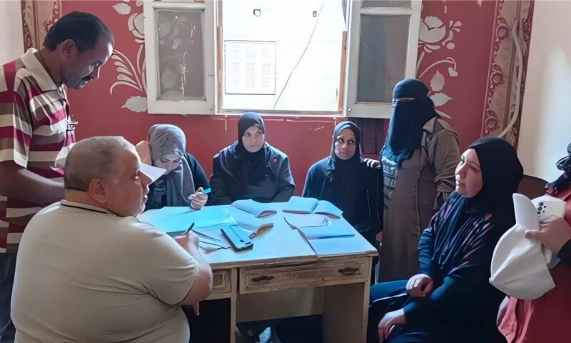 محافظ أسيوط يتابع استعدادات فصول محو الأمية لامتحانات أكتوبر 2026