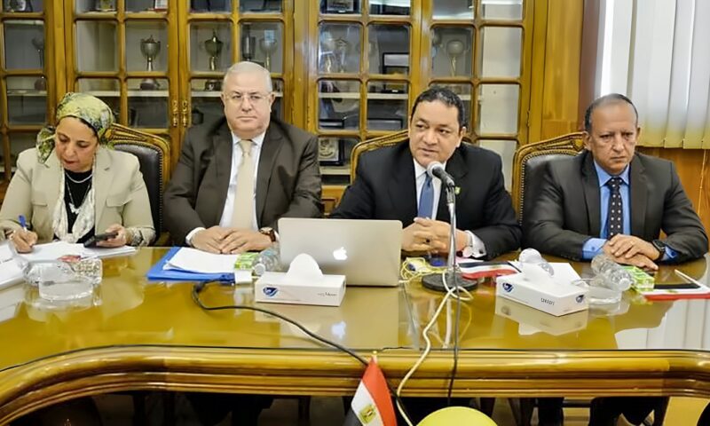مجلس طب بيطري القاهرة بالتشكيل الجديد يستعرض حصاد الإنجازات وخطة التطوير للعام الجامعي 2026/2027