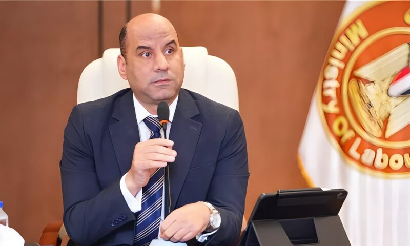 حسن رداد: 11.2 مليون فرصة عمل خلال 12 عامًا ووزارة العمل تستهدف 1.4 مليون وظيفة سنويًا