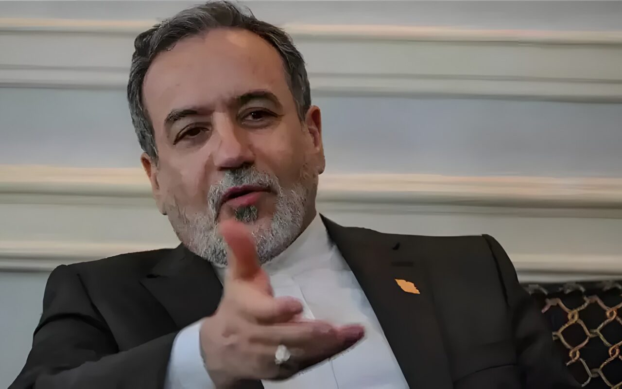 مقابل تخفيف العقوبات، إيران تعرض السماح لمفتشي الطاقة الذرية بالوصول للمنشآت المقصوفة
