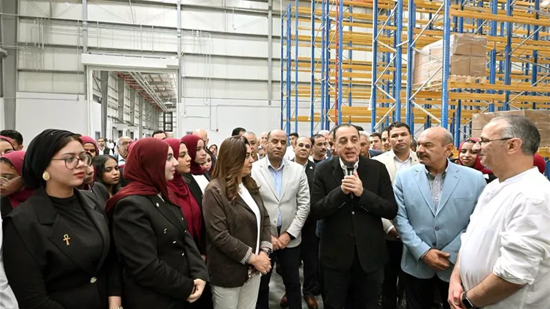 مدبولي يفتتح مستودع السويس للسلع الغذائية بسعة 75 ألف بالت تخزين