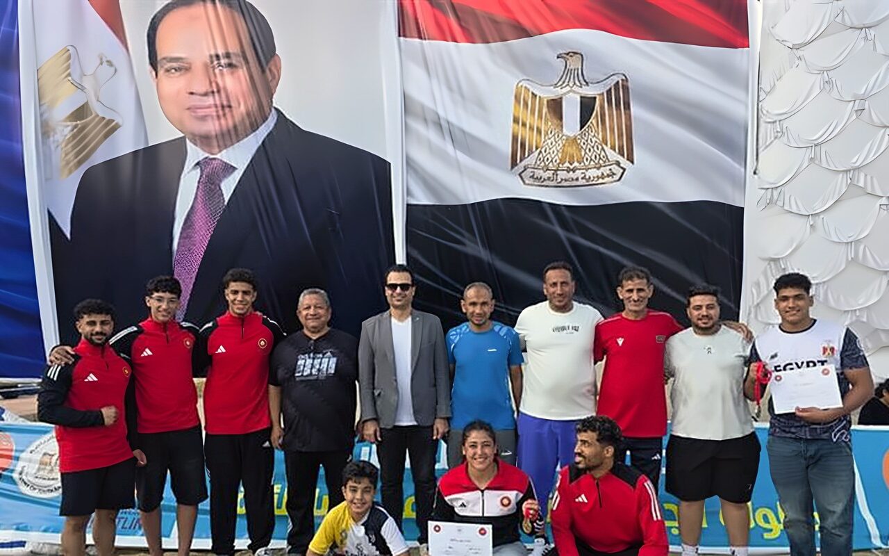 5 ميداليات لأبطال الدقهلية في بطولة الجمهورية للمصارعة الشاطئية برأس البر