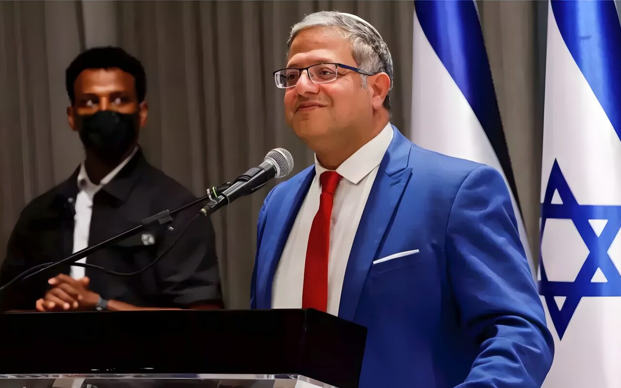 بن غفير يحذر من التحالف مع آيزنكوت: خطأ لا يغتفر وأتمنى أن نستيقظ غدا على أخبار سارة