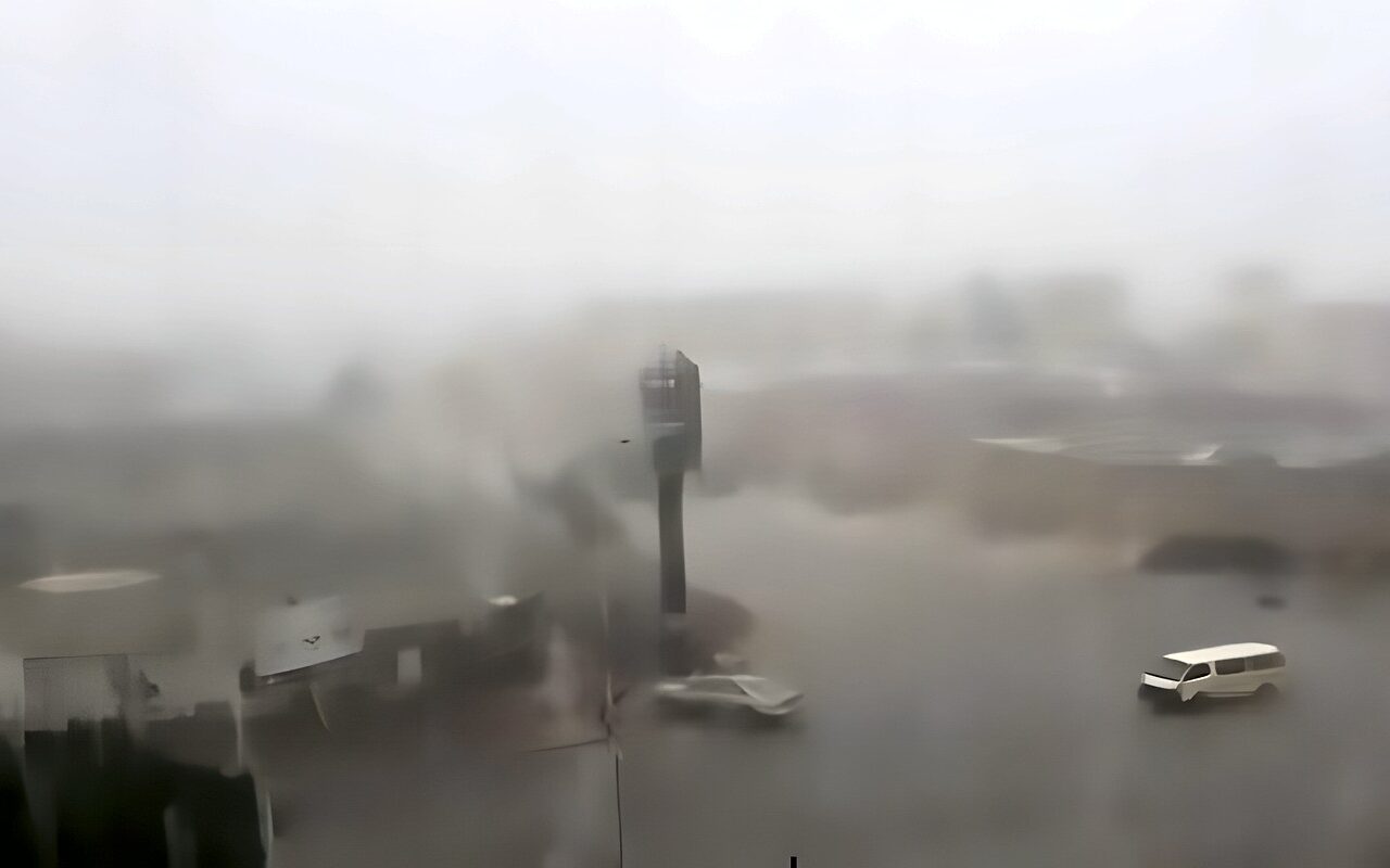 أظهرتها صور الأقمار الصناعية، الأرصاد تحذر هذه المناطق من زحف للأمطار المتوسطة والرعدية