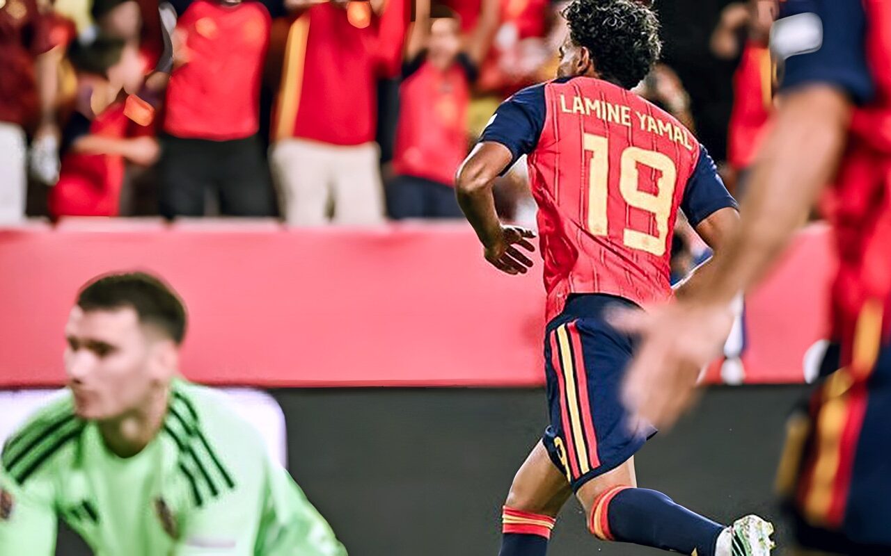 دوري الأمم الأوروبية، منتخب إسبانيا يتقدم على التشيك 0/2 في الشوط الأول