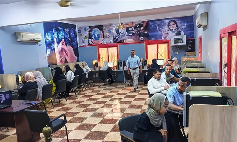 محافظ أسوان: تأهيل الشباب لسوق العمل التكنولوجي.. انطلاق برنامج IT Professional بمركز تدريب نصر النوبة