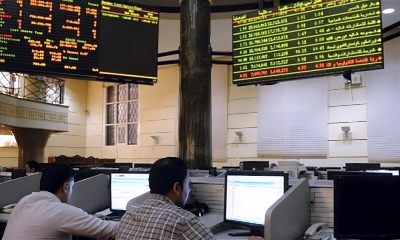 ارتفاع جماعي لمؤشرات البورصة بمستهل تعاملات الأربعاء