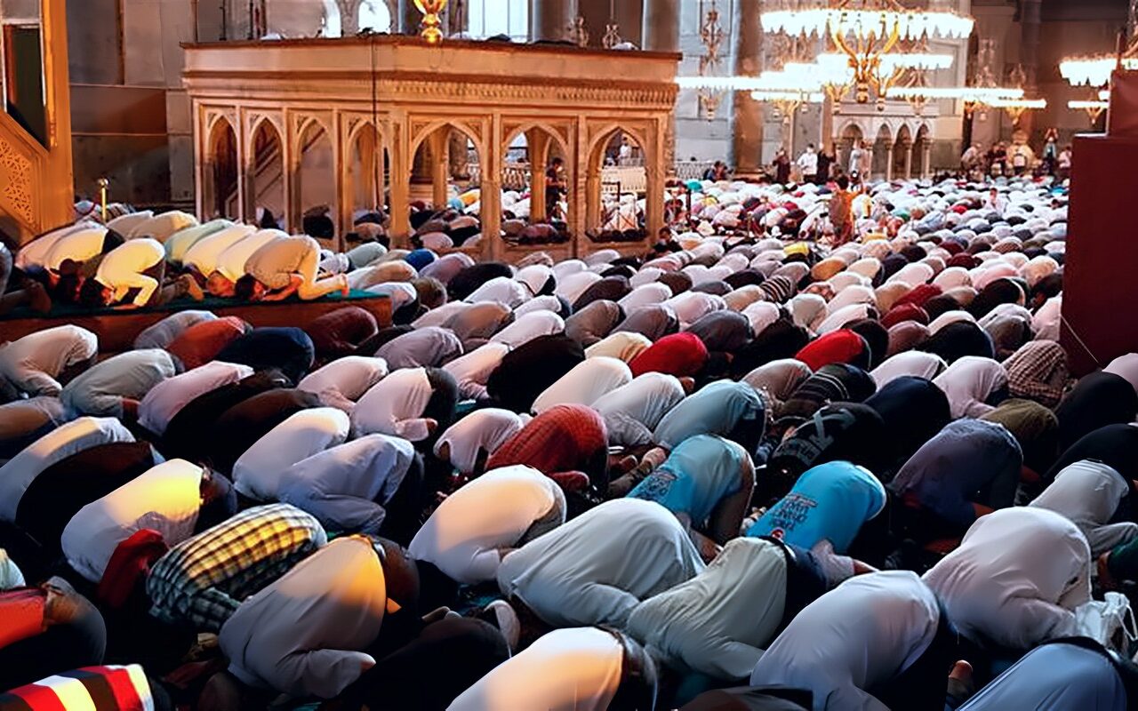 موعد أذان العشاء اليوم الإثنين 5 – 10 – 2026 في القاهرة والمحافظات