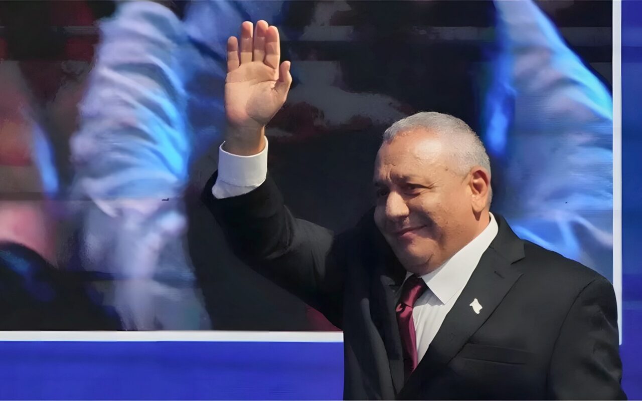 آيزنكوت لرؤساء الأجهزة الأمنية: لا ثقة بنتنياهو وهو رئيس حكومة بلا شرعية
