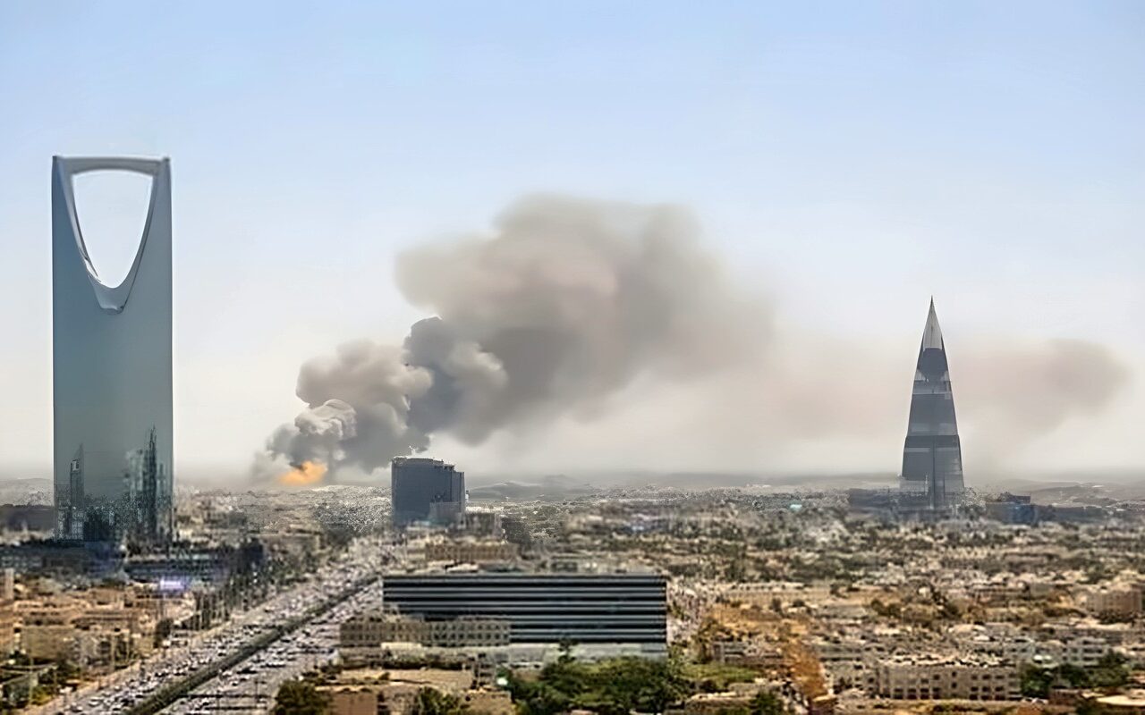 فرانس برس: انفجارات قوية تهز الرياض والحوثيون يعلنون هجوما جديدا