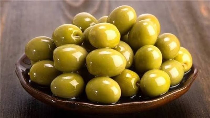 تفسير حلم أكل الزيتون في المنام وعلاقته برزق الفقير بالمال